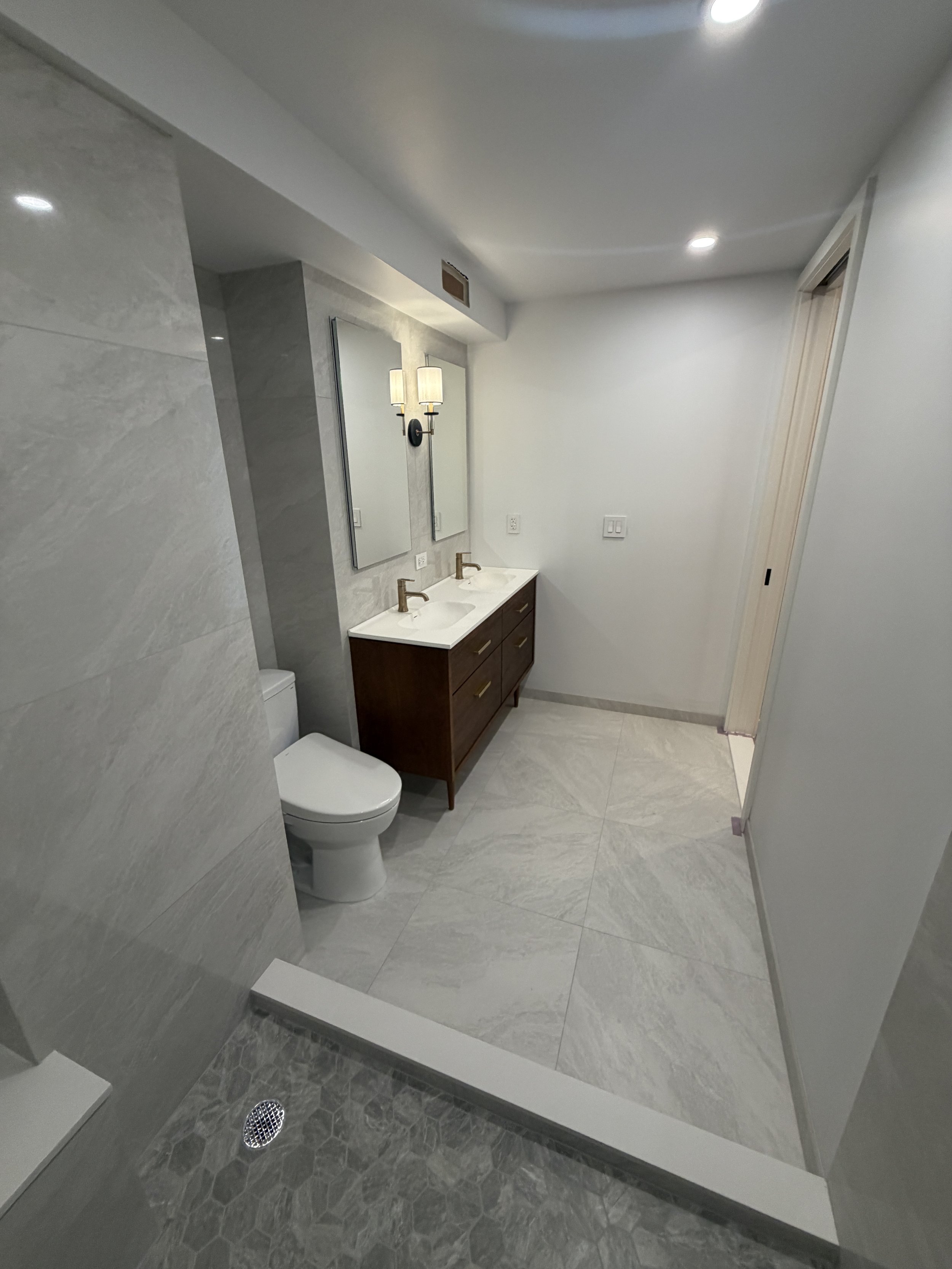 Mint bathroom renovation — bathroom gallery 50