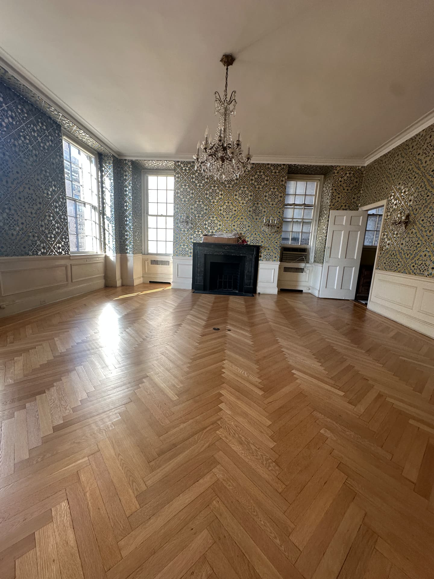 Mint floor refinishing work — floor refinishing 09