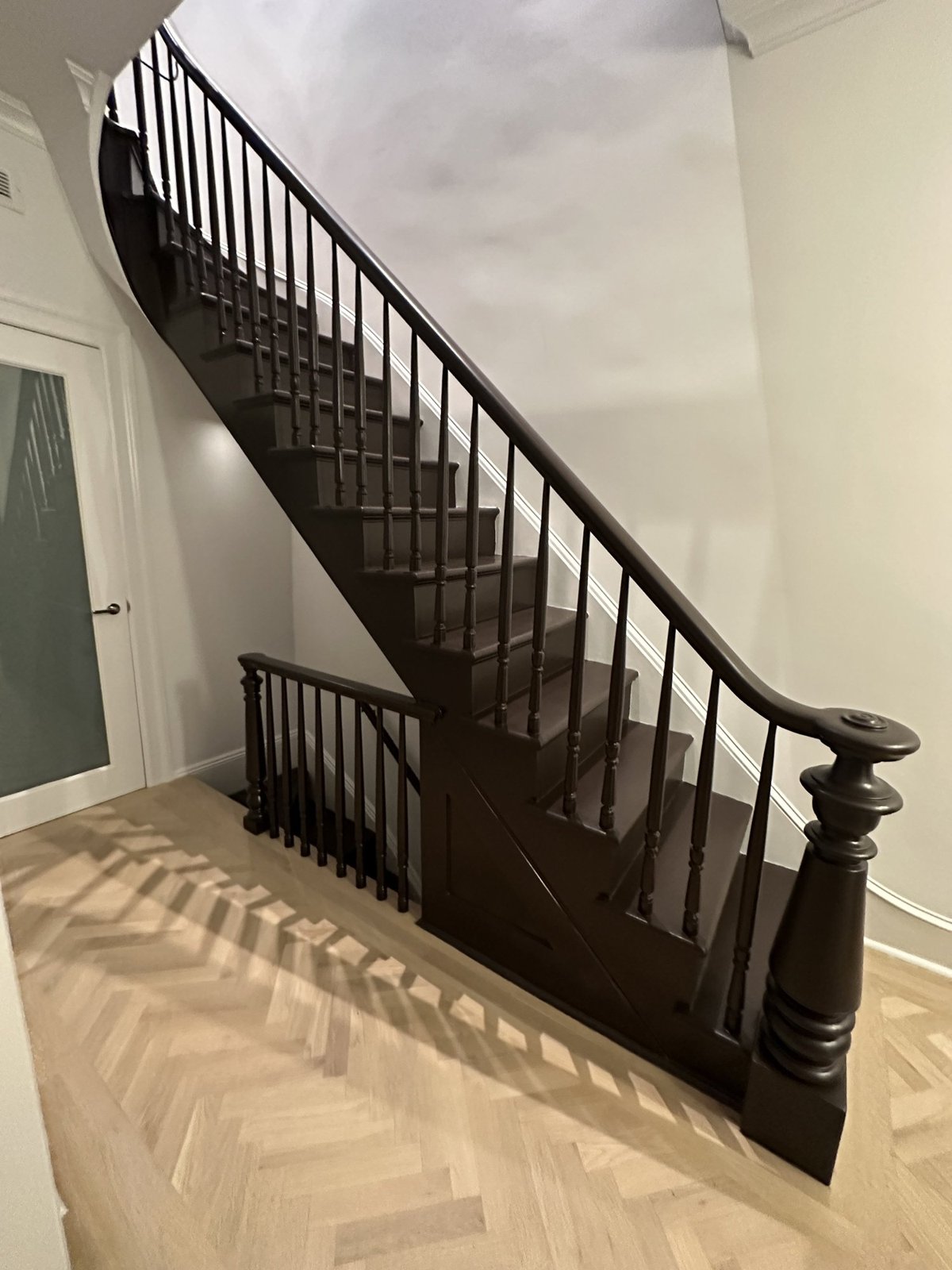 Mint interior painting work — painting gallery 40