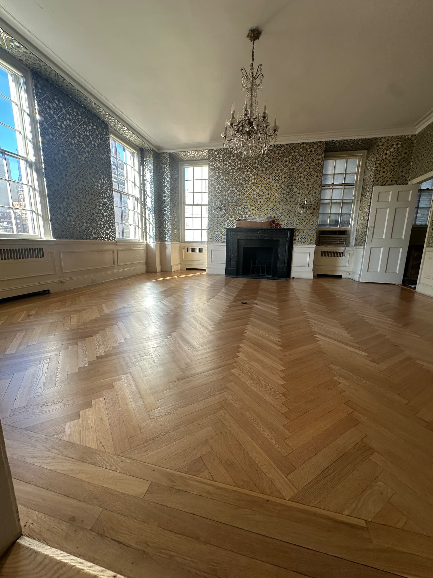 Mint floor refinishing work — floor refinishing 08