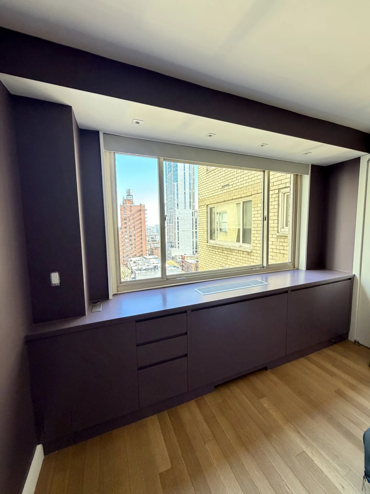 Mint interior painting work — painting gallery 16